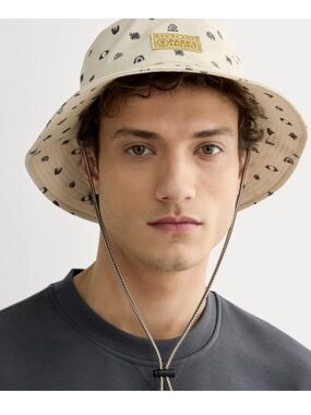 The Everlane X Parks Project Bucket Hat, Cream/Black, NWT